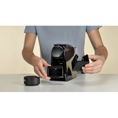 Macchina Da Caffè De Longhi Essenza Mini capsule Nespresso offerta